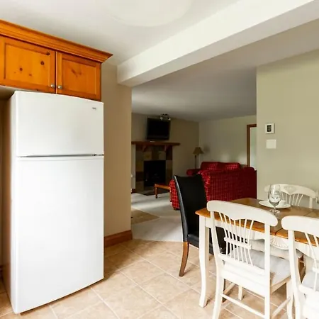 The Mont-Tremblant Hideaway By Instantsuites Exterior photo
