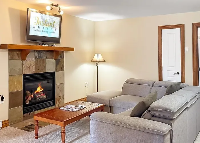 The Mont-Tremblant Hideaway By Instantsuites